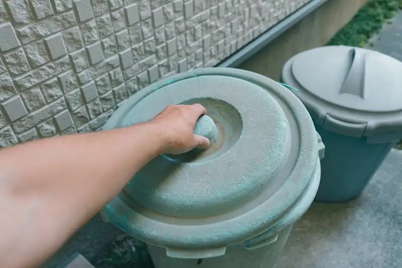 ハクビシン駆除の方法4　エサをなくす