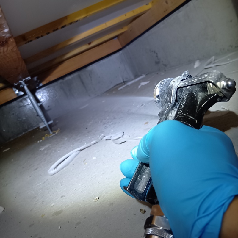 築年数18年のシロアリ予防の施工事例（石川県能美市緑が丘）