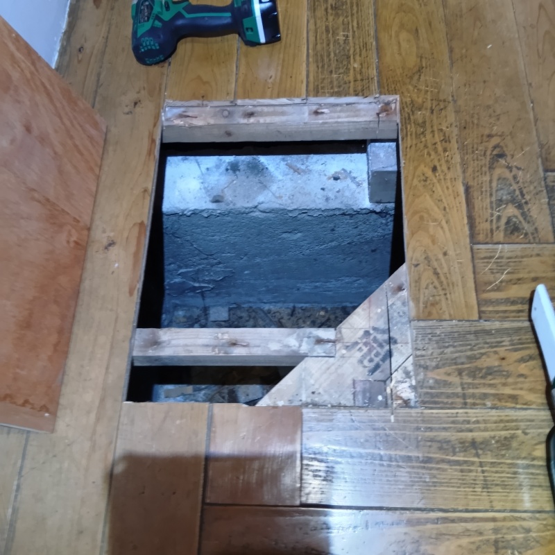 和室に床下点検口を作成