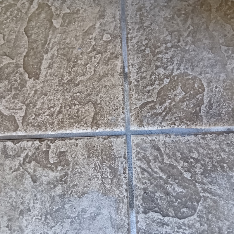 穿孔処理の穴をふさいだ様子