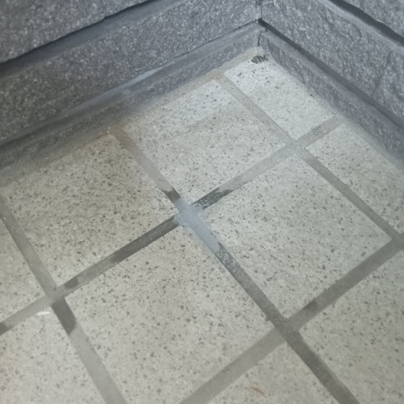 穿孔処理の穴をふさいだ様子