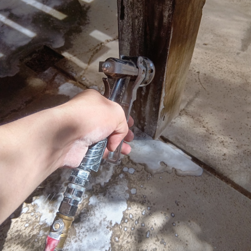 築年数46年のシロアリ駆除の施工事例（宮崎県日向市財光寺）