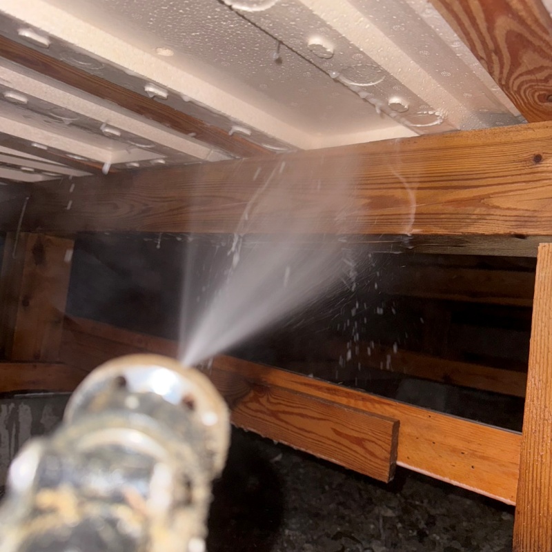 築年数30年のシロアリ駆除の施工事例（富山県富山市山室荒屋新町）