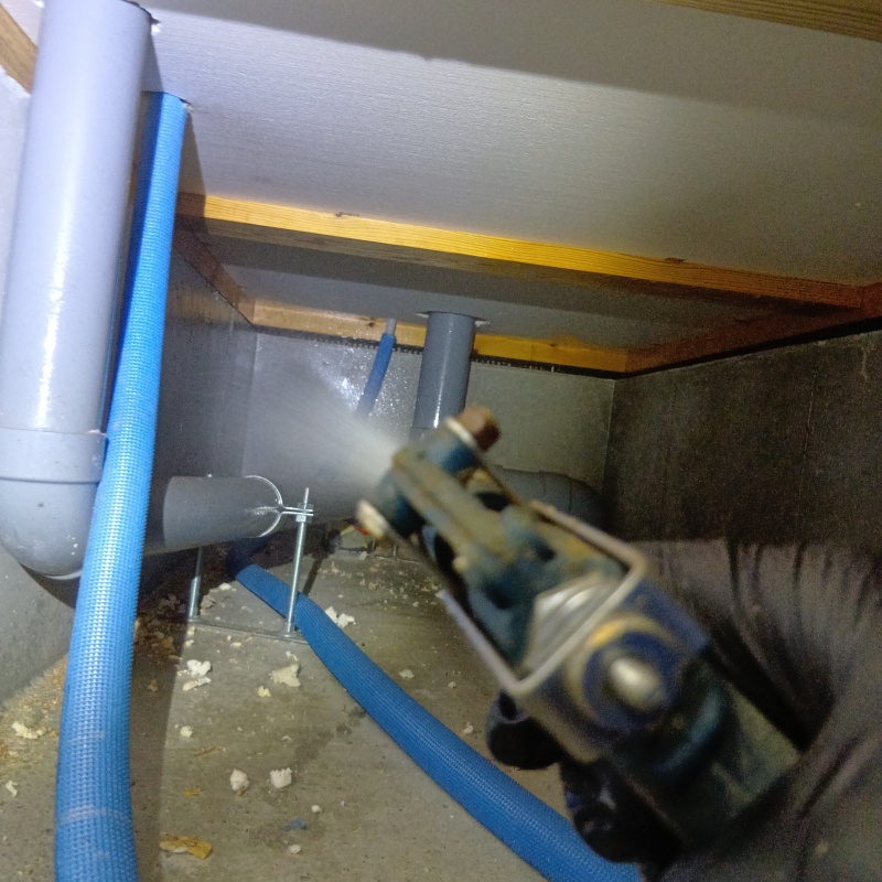 築年数10年のシロアリ予防の施工事例（静岡県静岡市葵区）