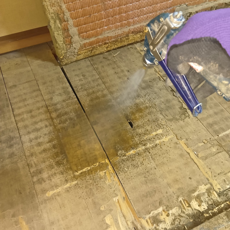 築年数45年のシロアリ駆除の施工事例（広島県福山市内海町イ）