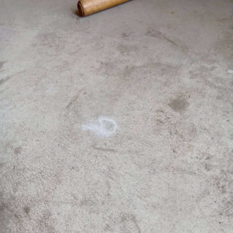 開けた穴を補修したあとの様子