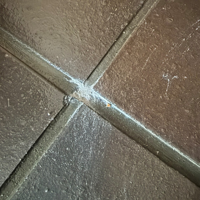 開けた穴を補修したあとの様子