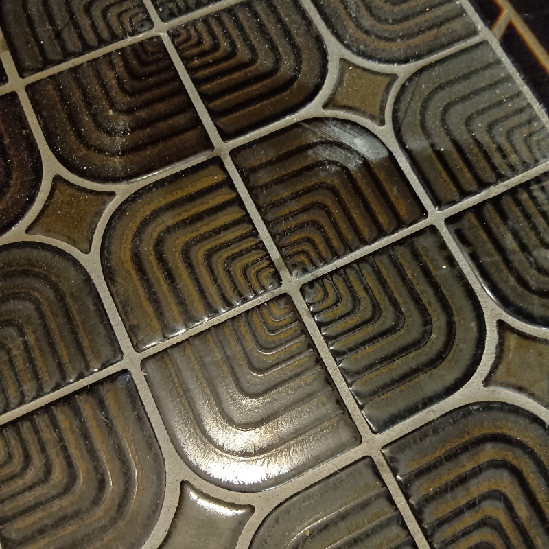 開けた穴を修復した様子