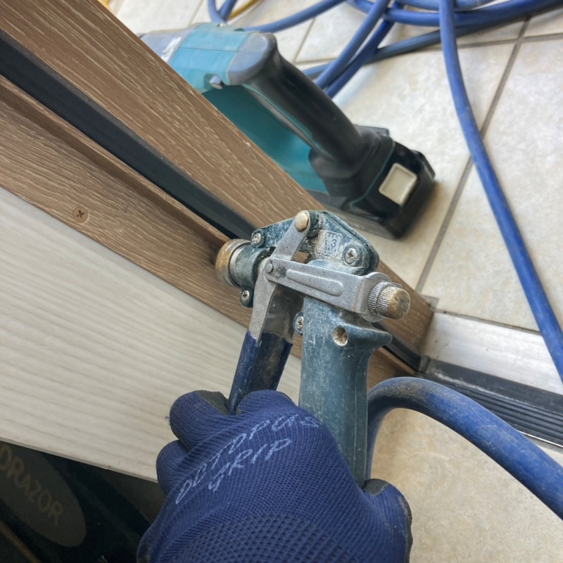 柱に防蟻剤を注入