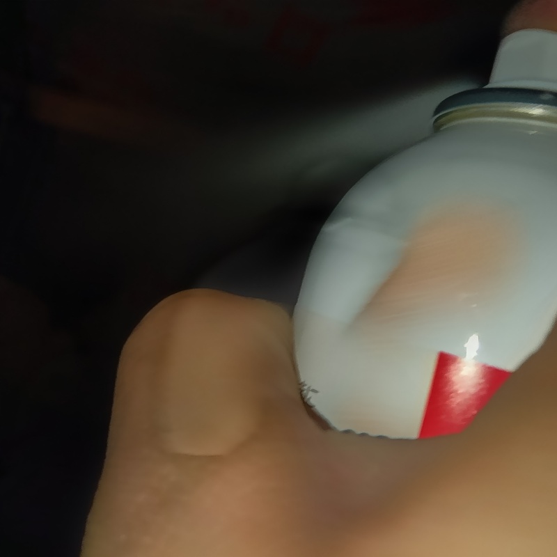 忌避剤をスプレー