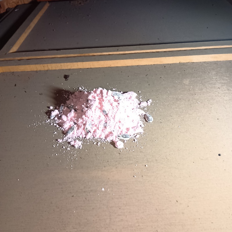 殺鼠剤を設置