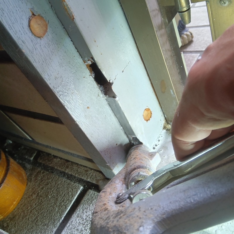 シロアリ駆除の施工事例（大阪府羽曳野市埴生野）