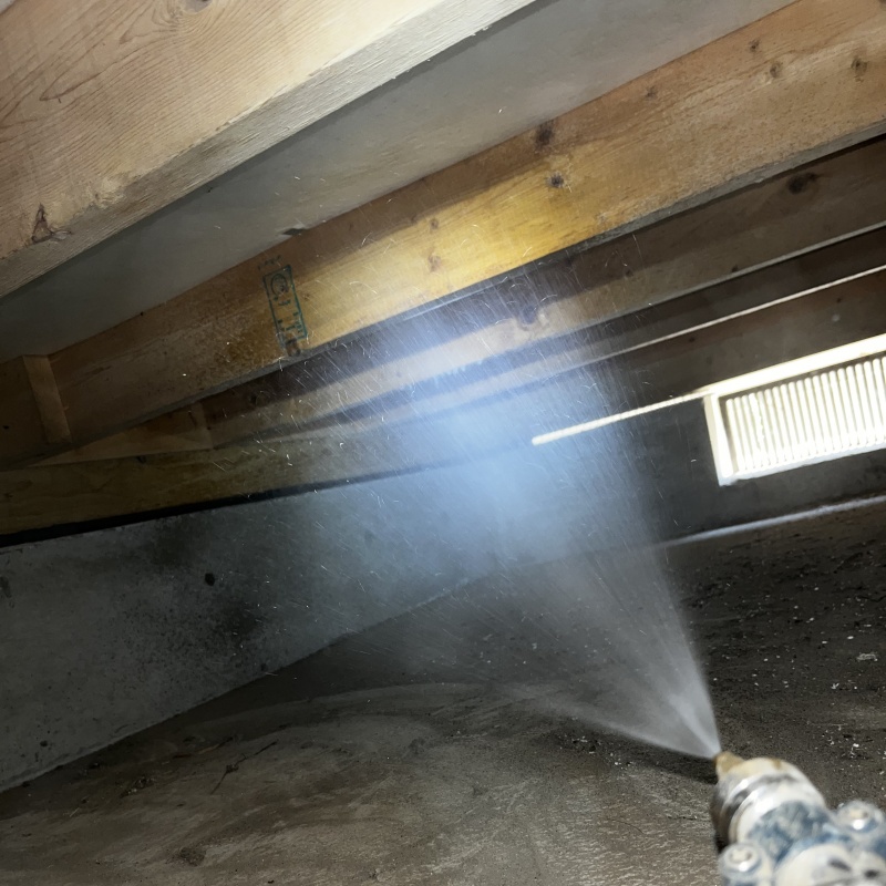 築年数30年のシロアリ駆除の施工事例（神奈川県鎌倉市長谷）