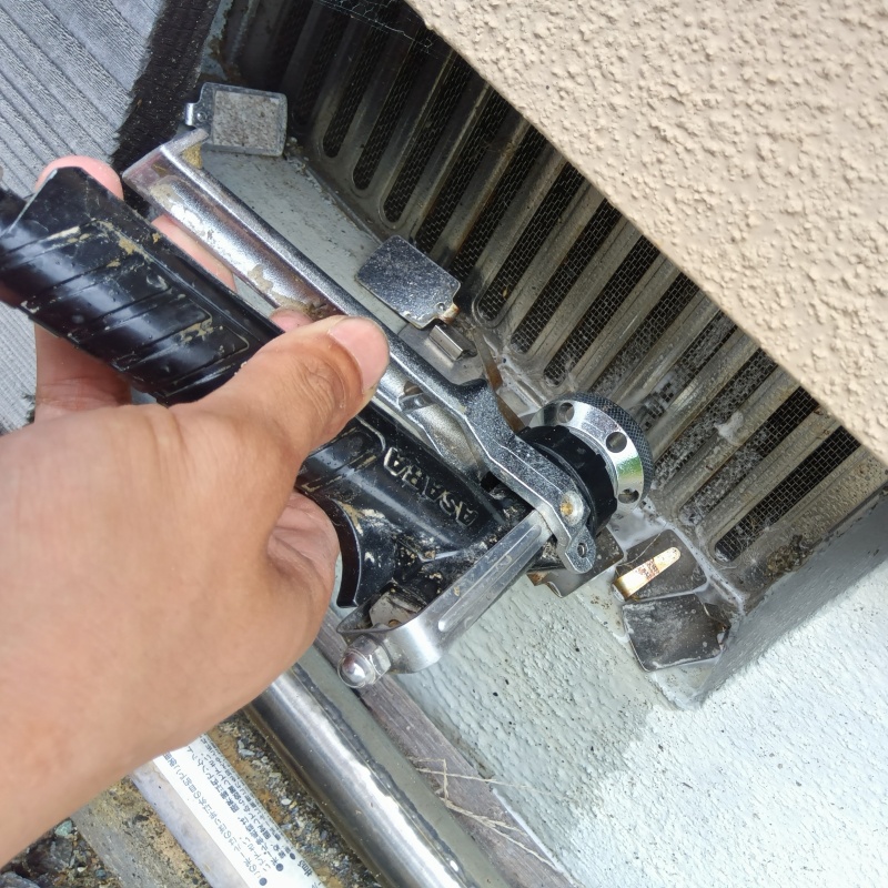 築年数50年のシロアリ駆除の施工事例（三重県伊勢市二見町荘）