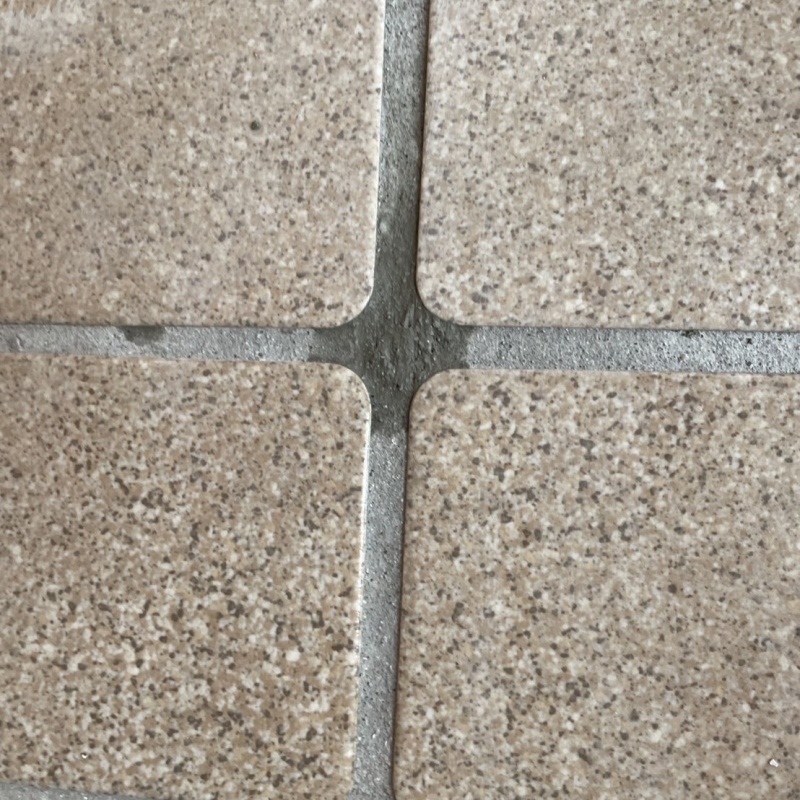 穿孔処理の穴をふさいだ様子