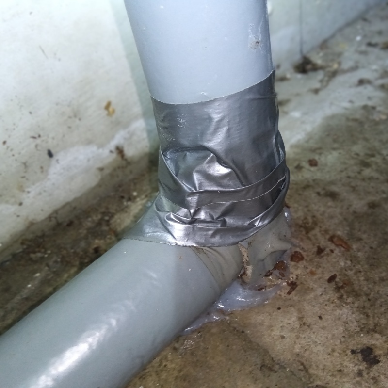 配管のすき間を封鎖