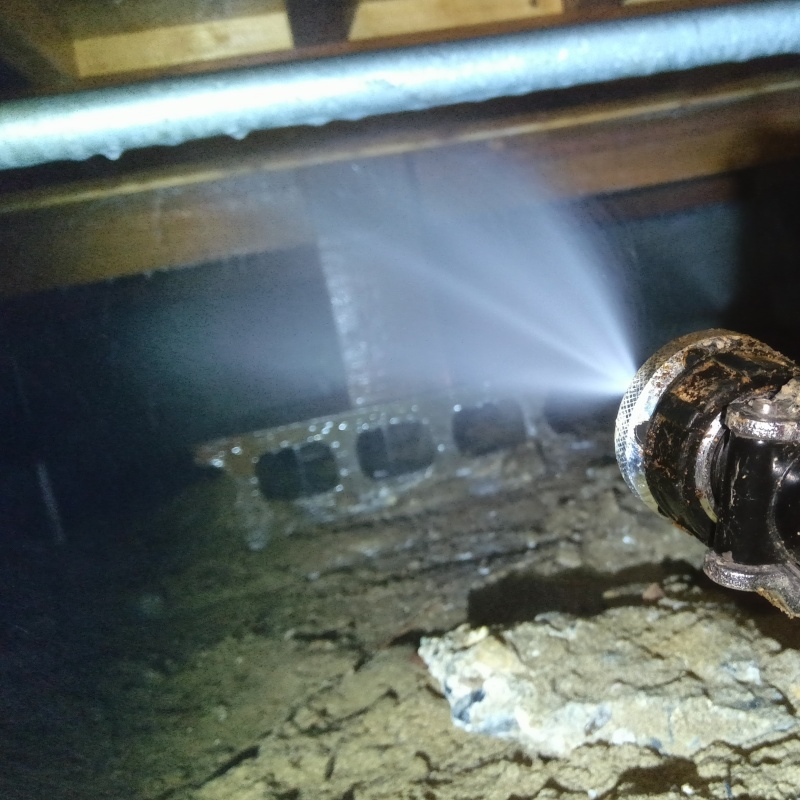 築年数45年のシロアリ駆除の施工事例（新潟県燕市白山町）