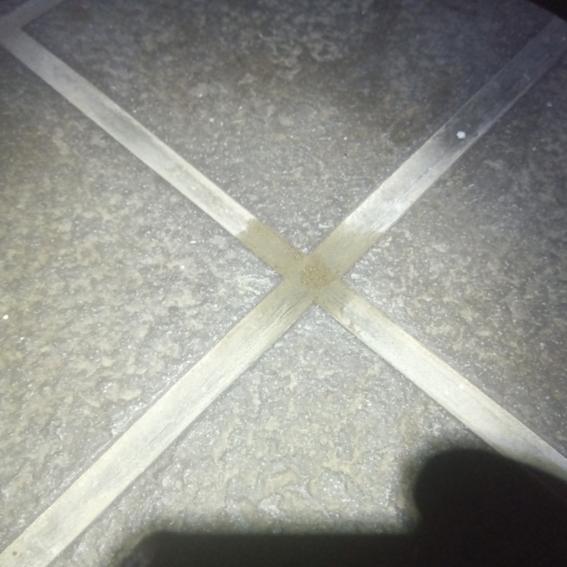 開けた穴を補修したあとの様子