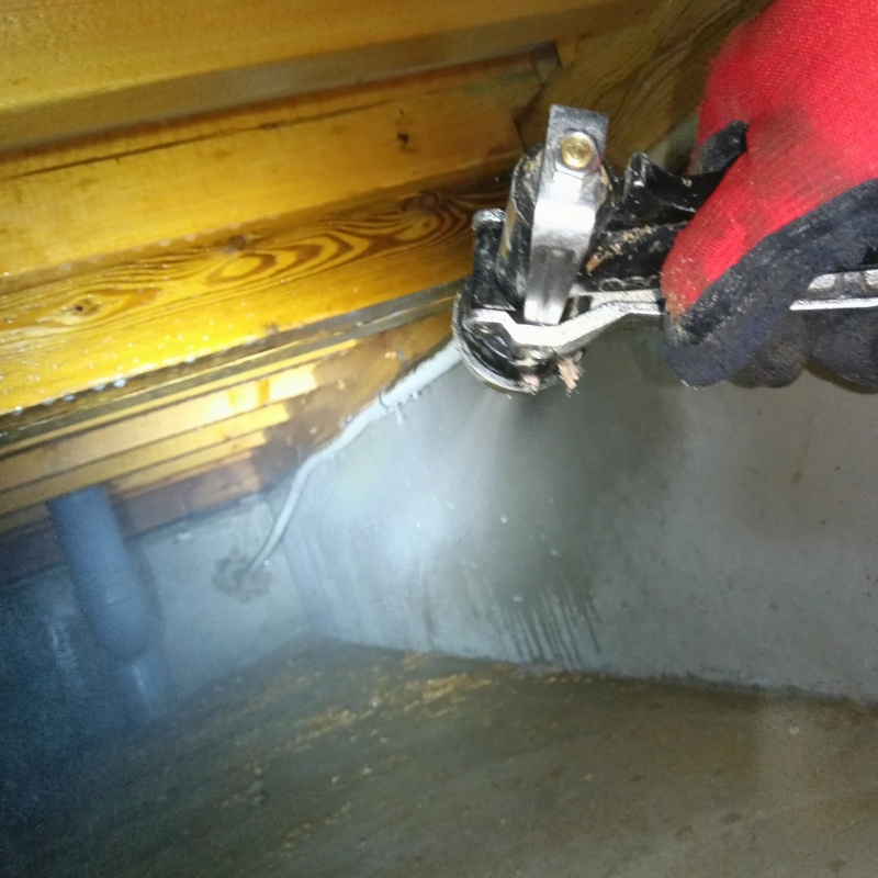 築年数25年のシロアリ予防の施工事例（新潟県新潟市秋葉区新津東町）