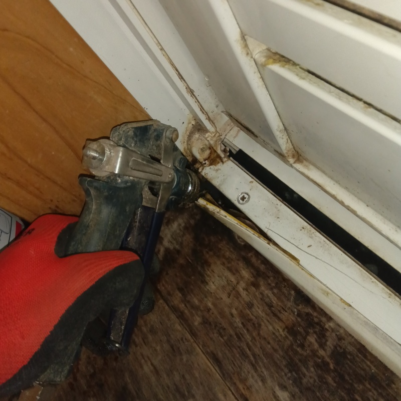 築年数45年のシロアリ駆除の施工事例（静岡県静岡市駿河区中村町）