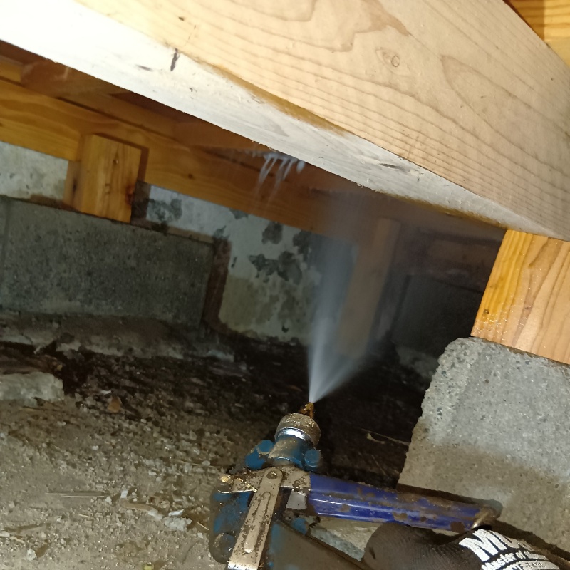 築年数50年のシロアリ駆除の施工事例（熊本県阿蘇郡南阿蘇村下野）