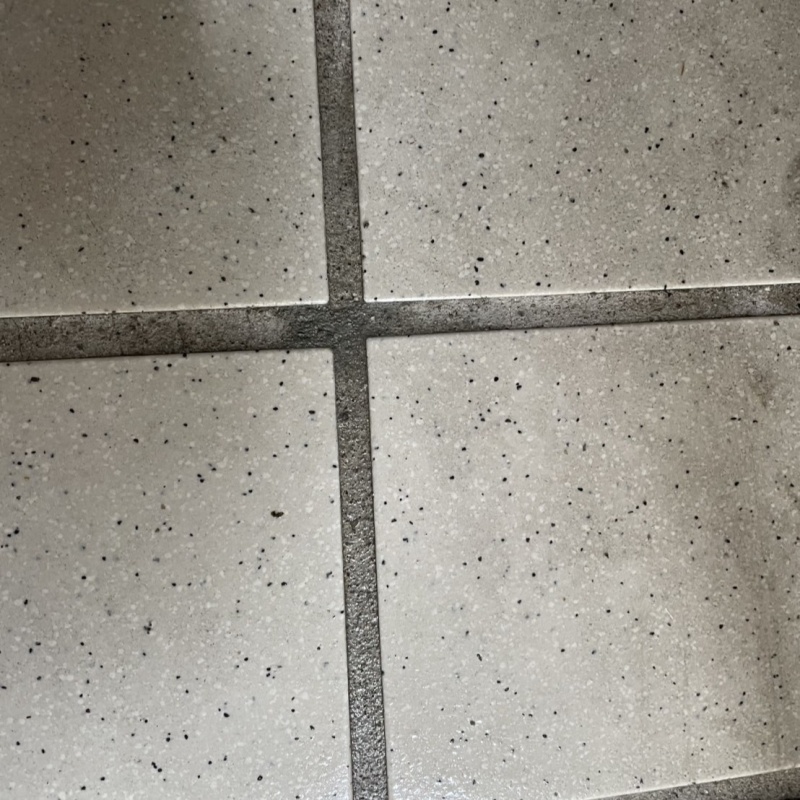 穿孔処理の穴をふさいだ様子