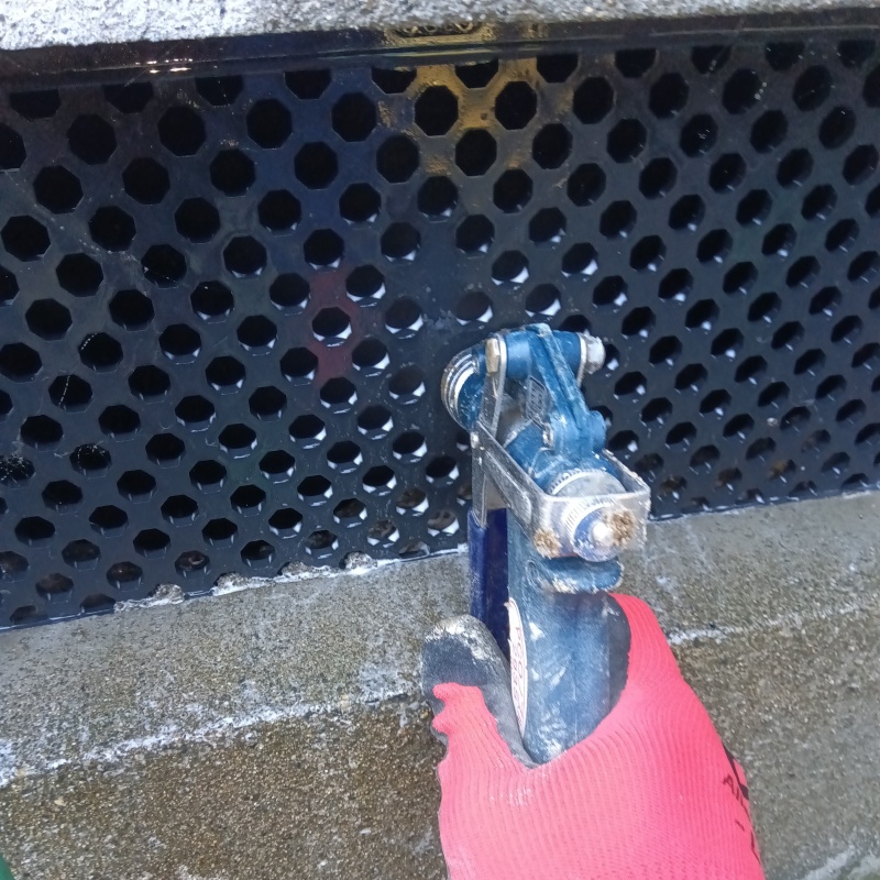 築年数30年のシロアリ駆除の施工事例（新潟県見附市漆山町）