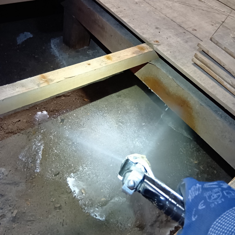 築年数50年のシロアリ予防の施工事例（東京都世田谷区）