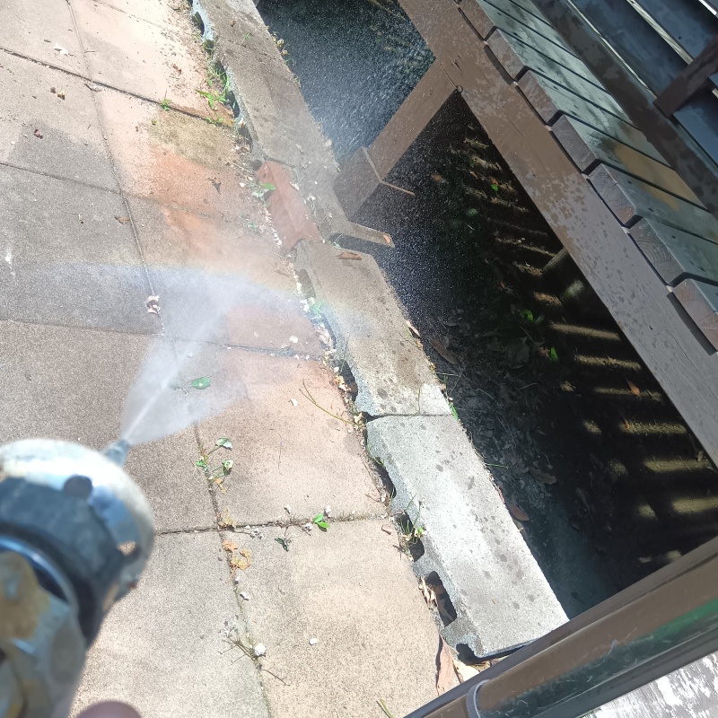 築年数40年のシロアリ予防の施工事例（福岡県北九州市若松区高須南）