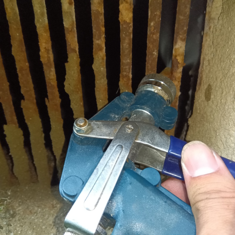 築年数35年のシロアリ駆除の施工事例（大阪府吹田市朝日が丘町）