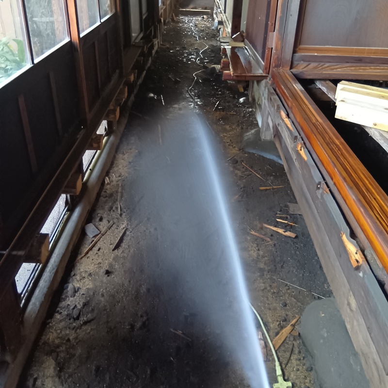 築年数200 年のシロアリ駆除の施工事例（東京都青梅市）