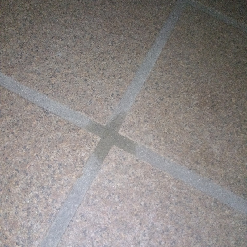 穿孔処理の穴をふさいだ様子