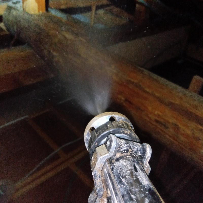 シロアリ駆除の施工事例（福岡県福岡市南区長丘）