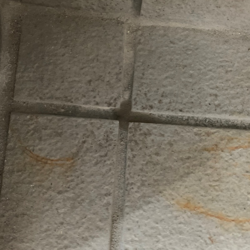 開けた穴を補修したあとの様子