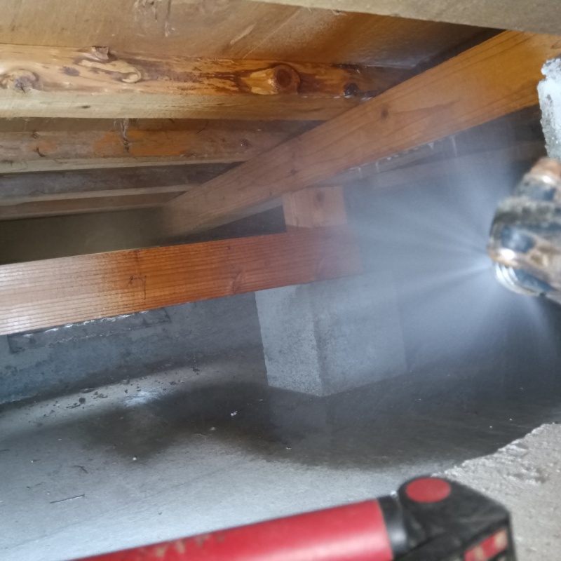 築年数35年のシロアリ駆除の施工事例（大分県佐伯市中の島）