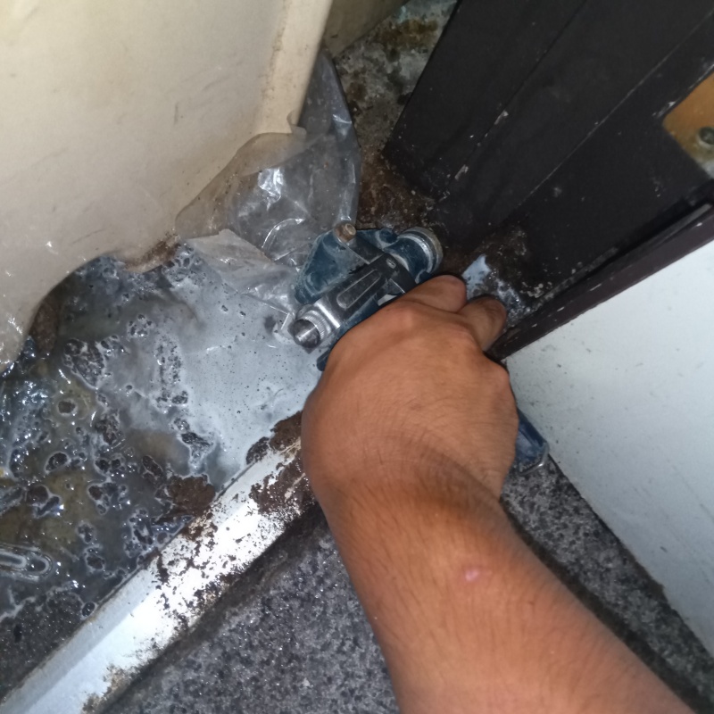 築年数20年のシロアリ駆除の施工事例（長崎県長崎市）