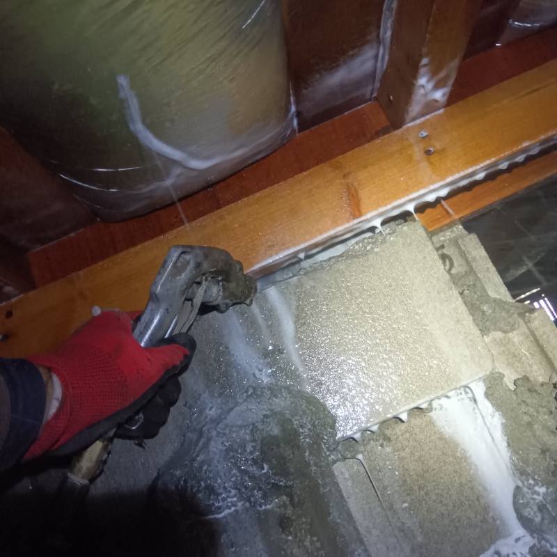 築年数39年のシロアリ駆除の施工事例（長野県中野市）