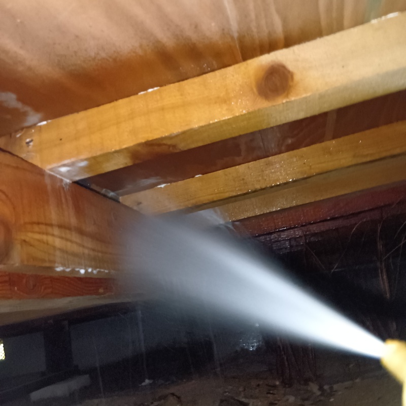 築年数50年のシロアリ駆除の施工事例（長野県諏訪郡下諏訪町町屋敷）