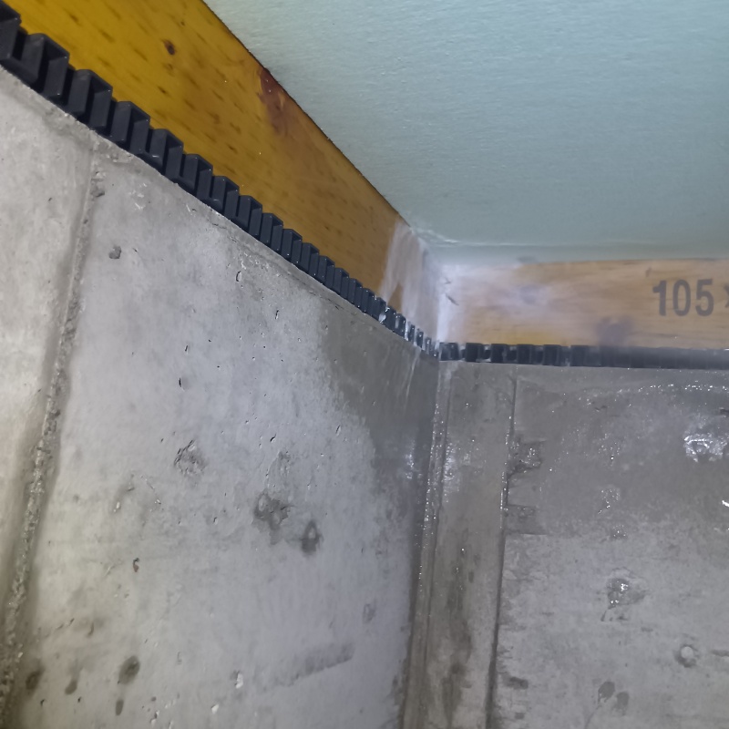 築年数11年のシロアリ予防の施工事例（愛媛県松山市畑寺町）