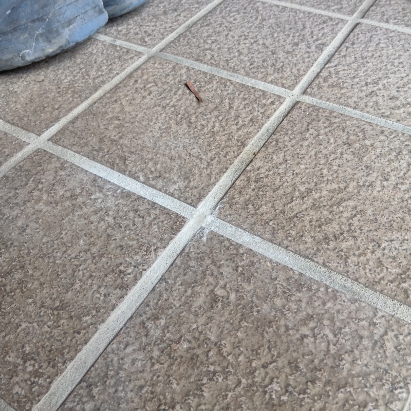 穿孔処理の穴をふさいだ様子