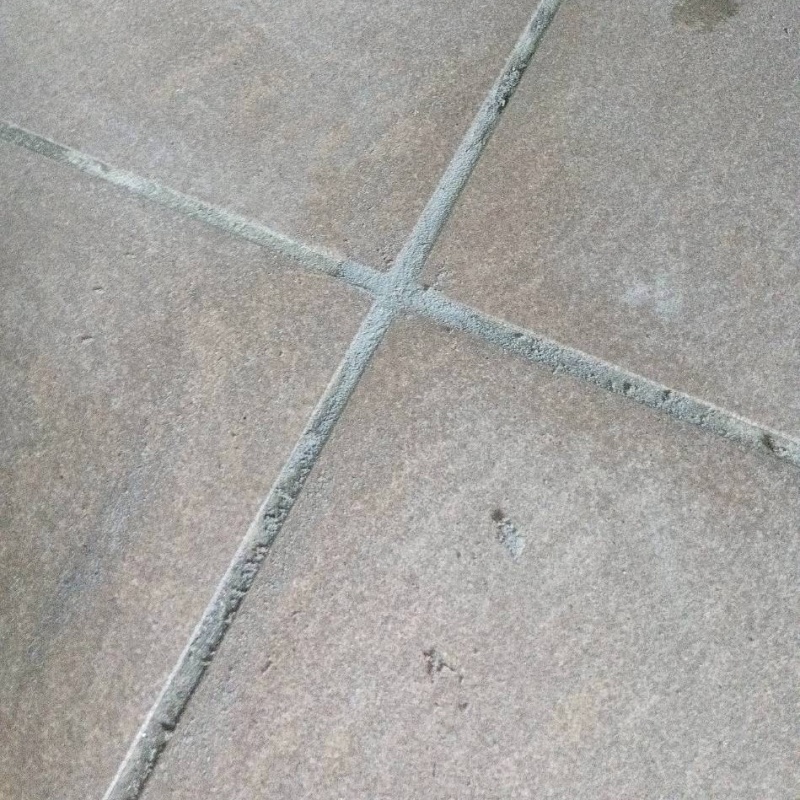 穿孔処理の穴をふさいだ様子