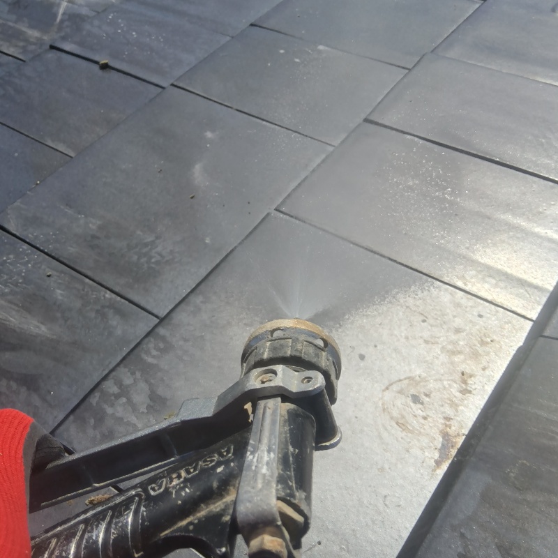 築年数18年のシロアリ予防の施工事例（滋賀県湖南市三雲）