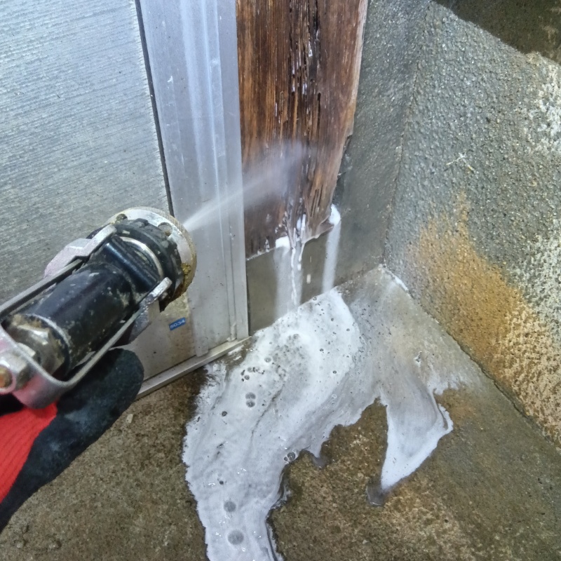 築年数45年のシロアリ駆除の施工事例（山形県鶴岡市城南町）