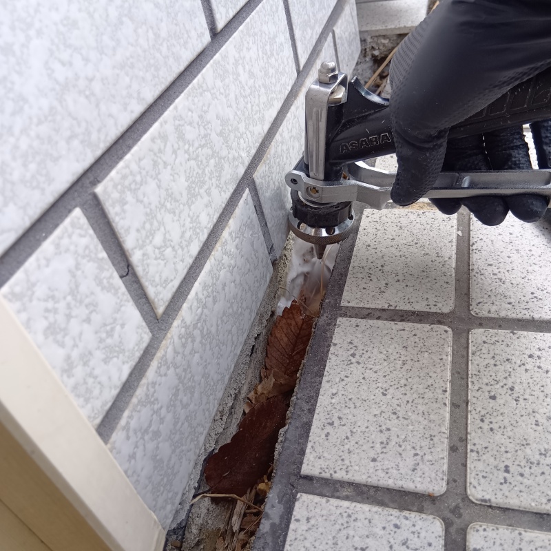 築年数33年のシロアリ駆除の施工事例（茨城県北茨城市平潟町）