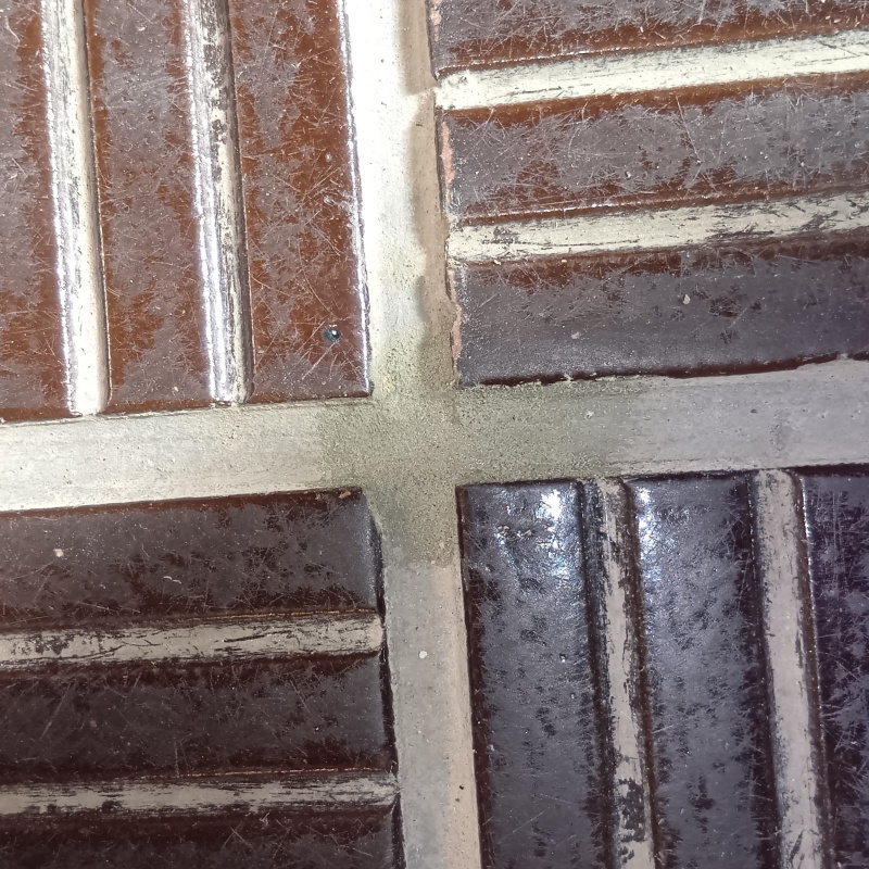 開けた穴を補修したあとの様子