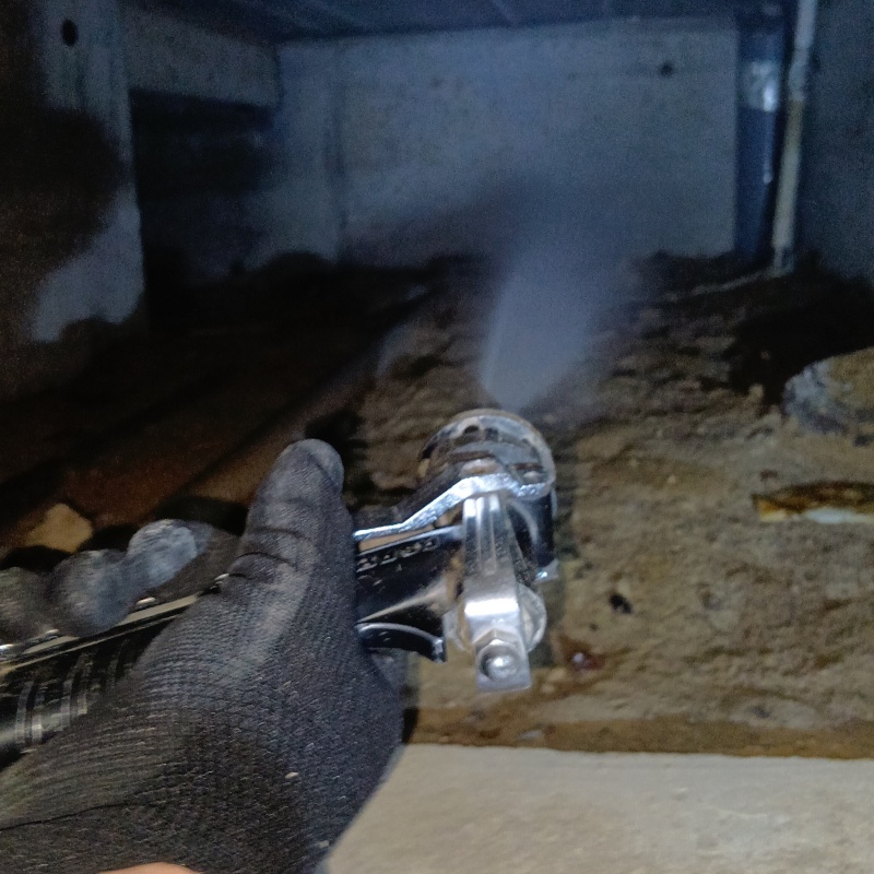 築年数34年のシロアリ予防の施工事例（鹿児島県薩摩川内市永利町）