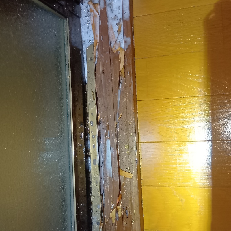 築年数20年のシロアリ駆除の施工事例（大阪府泉南郡熊取町自由が丘）