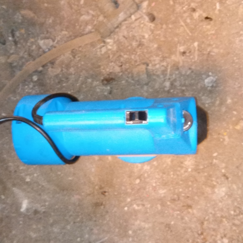 噴霧器で除菌剤を散布