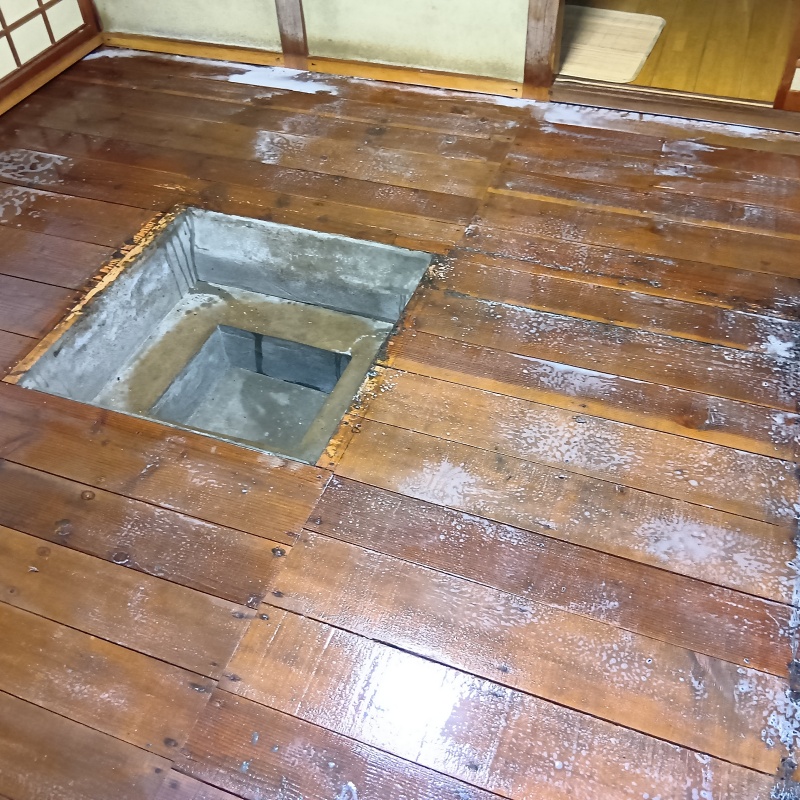 築年数60年のシロアリ駆除の施工事例（大分県豊後大野市三重町芦刈）