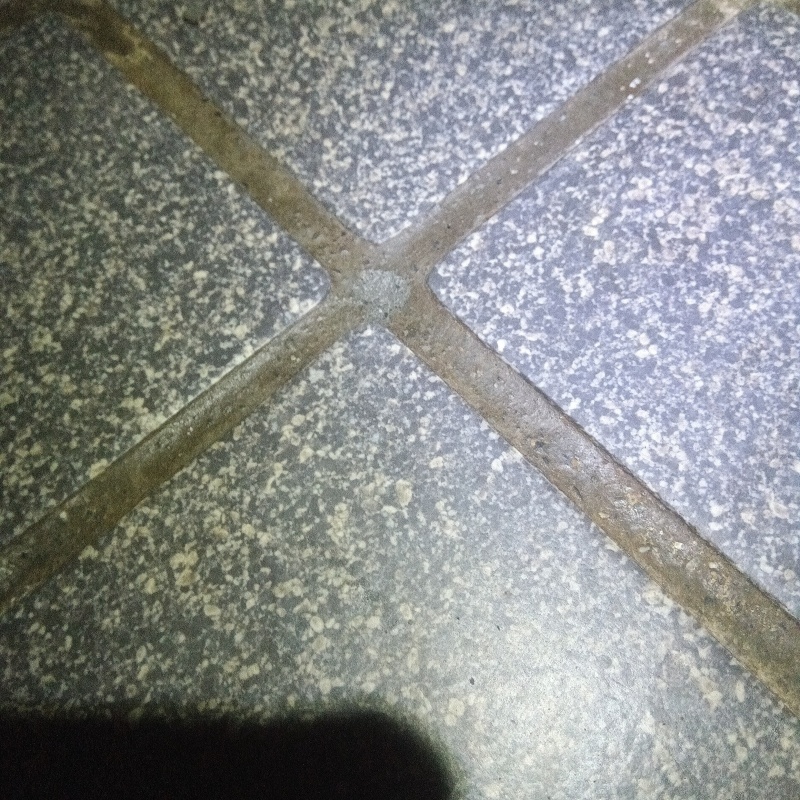 穴を開けた箇所を修復した様子